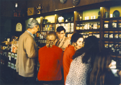 Alfred Peet serving freshly roasted coffee to his customers, introducing them to a new way to enjoy coffee.